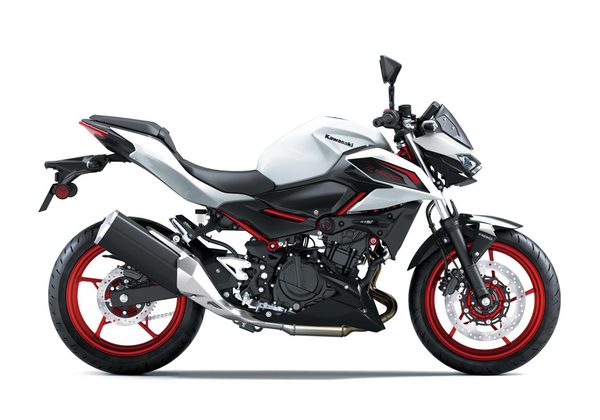 KAWASAKI Z500 SE - ČERVENÁ 2026 - SUPERNAKED - MOTORKY