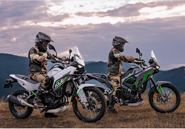 KAWASAKI KLE 500 SE - BÍLÁ - MOTOCROSS & ENDURO - MOTORKY