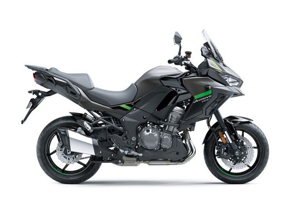 KAWASAKI VERSYS 1000 ŠEDÁ 2023 - ADVENTURE TOURER - MOTORKY