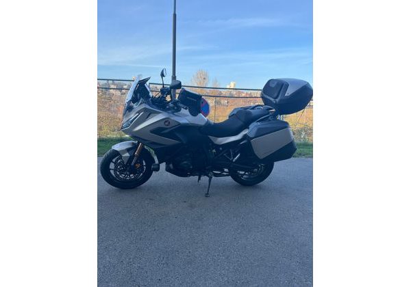 HONDA NT1100DE ŠEDÁ - NOVINÁŘSKÝ MOTOCYKL - HONDA - MOTOBAZAR