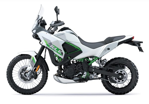 KAWASAKI KLE 500 SE - BÍLÁ - MOTOCROSS & ENDURO - MOTORKY