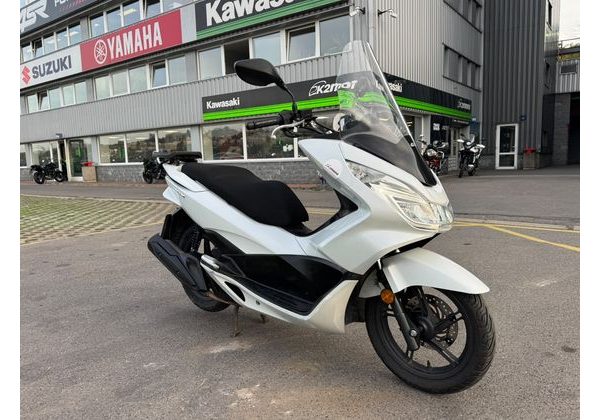 HONDA PCX 125 - BAZAR - MOTOBAZAR