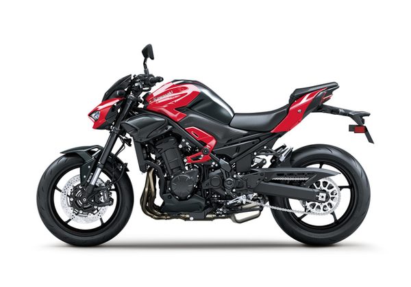 KAWASAKI Z900 - ČERVENÁ/ŠEDÁ 2027 - SUPERNAKED - MOTORKY