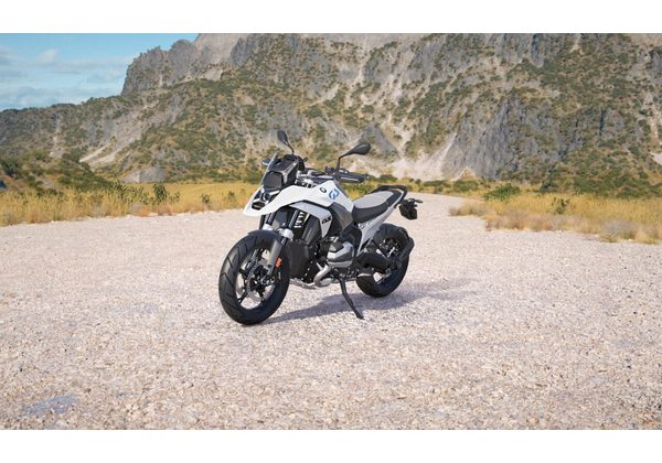 BMW R 1300 GS - LIGHT WHITE - BMW MOTORRAD - SKLADEM V RAKOUSKU - MOTORKY