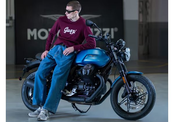 MOTO GUZZI V7 STONE 850 E5+ - BLU PROFONDO 2025 - CLASSIC & CAFE - MOTORKY