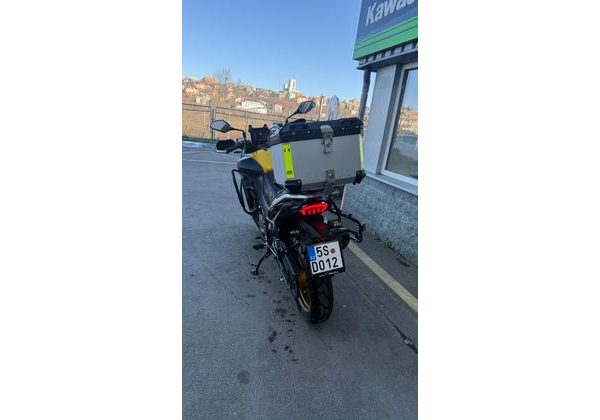 QJMOTOR SVT 650 X - QJ MOTOR - MOTOBAZAR