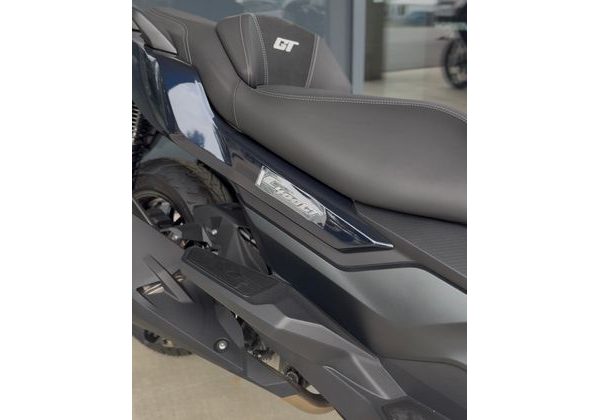BMW C 400 GT - IMPERIAL BLUE METALLIC - URBAN MOBILITY - MOTORKY