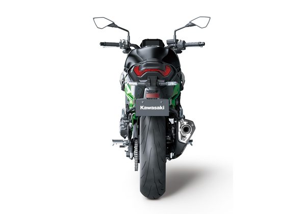 KAWASAKI Z900 ZELENÁ 2025