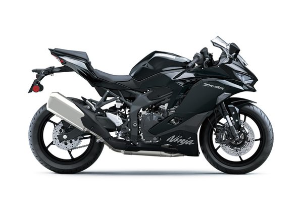 KAWASAKI NINJA ZX-4R - ČERNÁ 2027 - SUPERSPORT & SPORT - MOTORKY