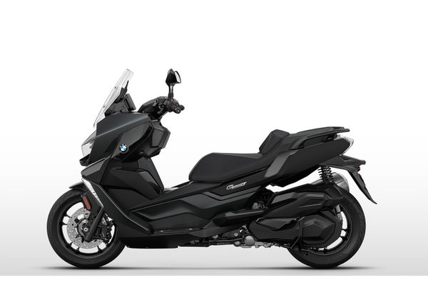 BMW C 400 X - BLACKSTROM 2025 - URBAN MOBILITY - MOTORKY