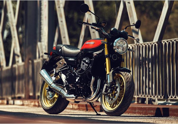 KAWASAKI Z900RS SE (70 KW) - ČERNÁ 2026 - MOTOCYKLY KAWASAKI - MOTORKY