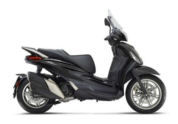 PIAGGIO BEVERLY 400 HPE E5+ - NERO COSMO 2025 - BEVERLY - SKÚTRY