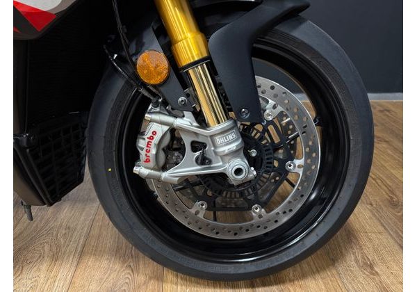 APRILIA TUONO V4 1100 FACTORY 2026 - BAZAR - APRILIA - MOTOBAZAR