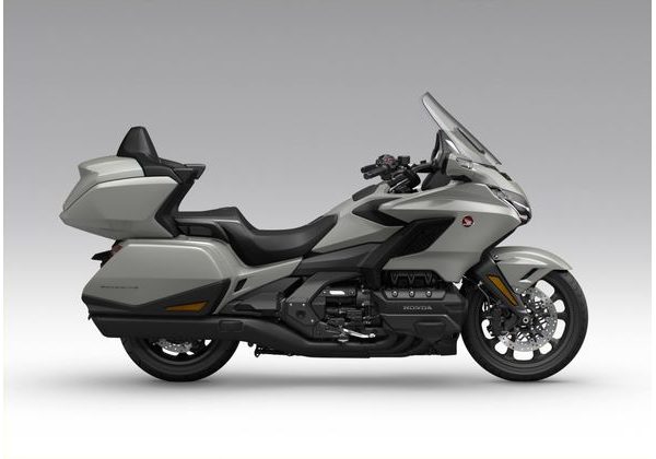 HONDA GL1800 GOLDWING TOUR - ŠEDÁ 2026 - GL1800 GOLD WING TOUR - MOTORKY