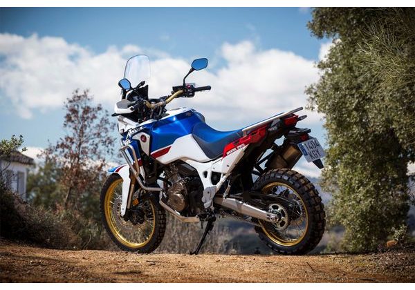 HONDA CRF1000L AFRICA TWIN ADVENTURE SPORTS PEARL GLARE WHITE TRICOLOUR - ADVENTURE - MOTORKY
