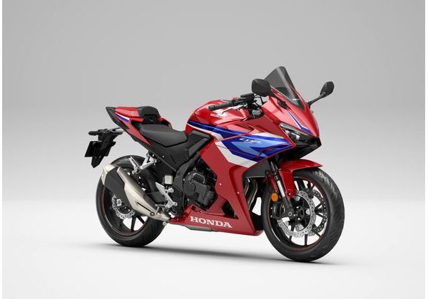 HONDA CBR500R - ČERVENÁ 2026 - CBR500R - MOTORKY