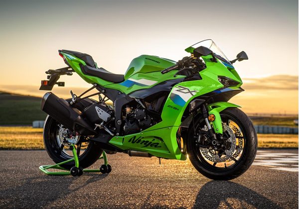 KAWASAKI NINJA ZX-6R - ZELENÁ 2026