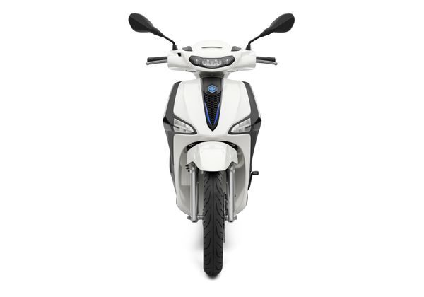 PIAGGIO LIBERTY 125 S E5+ - BIANCO LUNA 2025 - LIBERTY - SKÚTRY