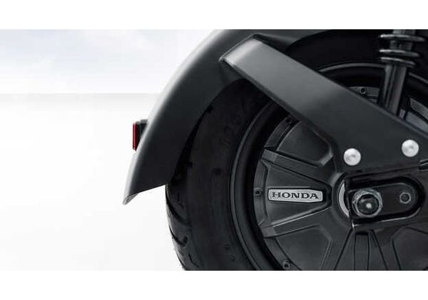 HONDA EM 1E - ŠEDÁ - 2026 - EM1 E: - SKÚTRY