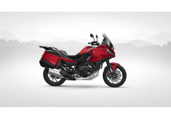 HONDA NT1100 CANDY CHROMOSPHERE RED DCT MY2024