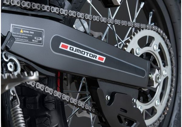 QJMOTOR COV 125 X ENDURO - ČERVENÁ - 125 CM3 - MOTORKY