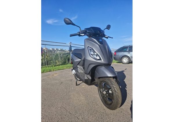 PIAGGIO  1 L3 E5 GREY MATT