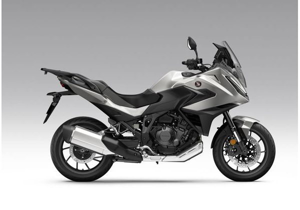 HONDA NT1100 MT - STŘÍBRNÁ 2027 - NT1100 - MOTORKY
