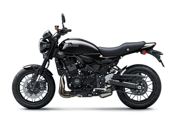 KAWASAKI Z900RS - BLACK BALL EDITION 2026 - CLASSICS & CRUISERS - MOTORKY