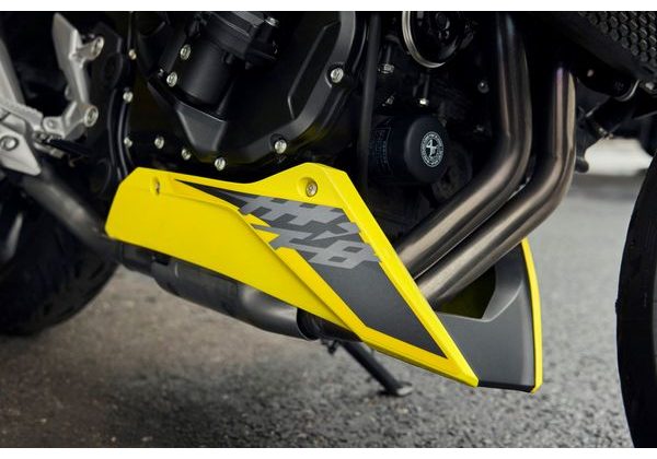 HONDA CB750 HORNET - ŽLUTÁ 2026 - CB750 HORNET - MOTORKY