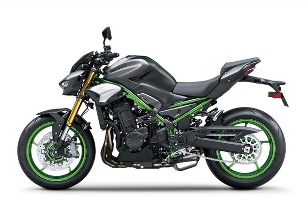 KAWASAKI Z900 SE - ŠEDÁ 2026 - MOTOCYKLY KAWASAKI - MOTORKY