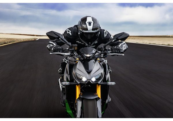 KAWASAKI Z1100 SE - ŠEDÁ 2027 - SUPERNAKED - MOTORKY