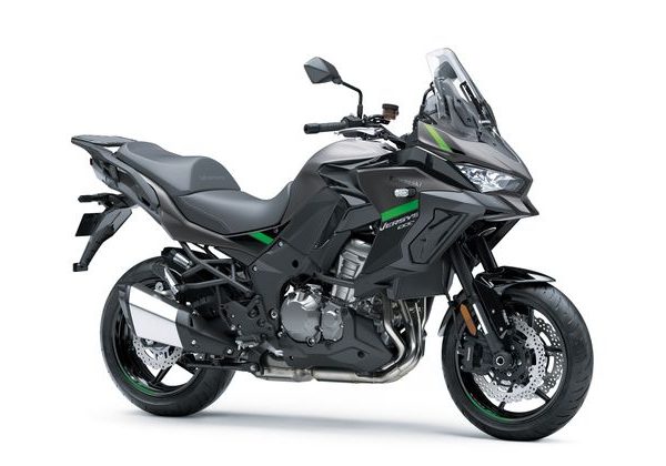 KAWASAKI VERSYS 1000 ŠEDÁ 2023 - ADVENTURE TOURER - MOTORKY