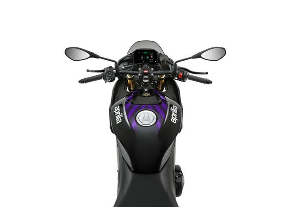 APRILIA TUONO V4 FACTORY E5+ - SHAKEDOWN INDIGO 2026 - SUPERSPORT - MOTORKY