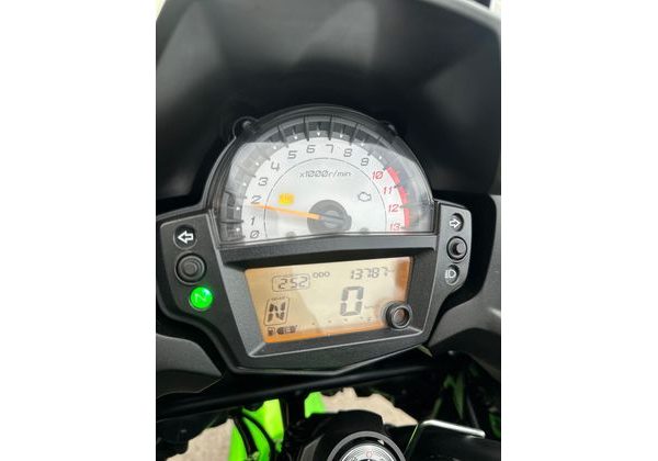 KAWASAKI VERSYS 650 2019 BAZAR - REZERVACE - KAWASAKI - MOTOBAZAR