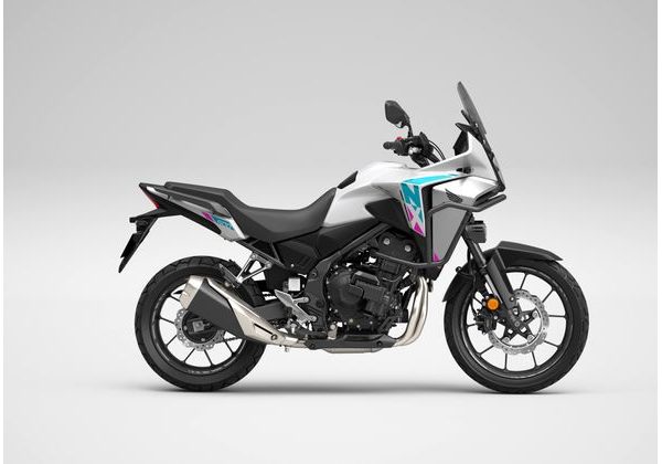 HONDA NX500 - BÍLÁ 2026 - NX500 - MOTORKY