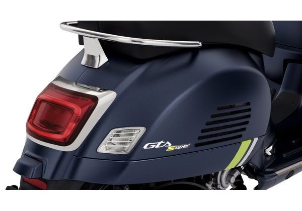 VESPA GTS 300 ST HPE ABS E5 2024 BLU ENERGICO MATT - SKÚTRY