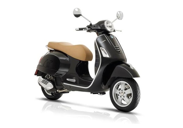 VESPA GTS 125IE ABS BLACK MET