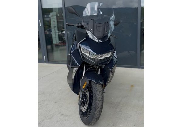 BMW C 400 GT - IMPERIAL BLUE METALLIC - URBAN MOBILITY - MOTORKY