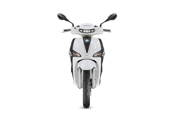 PIAGGIO LIBERTY 125 E5+ - BÍLÁ 2026 - LIBERTY - SKÚTRY