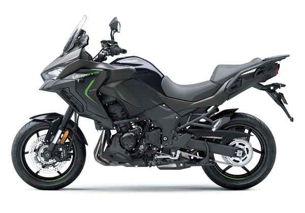KAWASAKI VERSYS 1100 - ŠEDÁ 2026 - ADVENTURE TOURER - MOTORKY