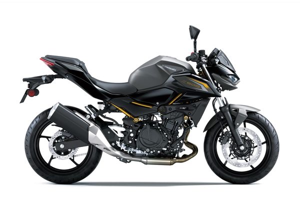 KAWASAKI Z500 - ŠEDÁ 2026 - SUPERNAKED - MOTORKY