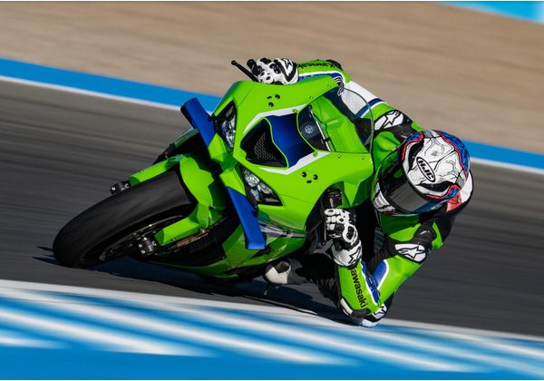 KAWASAKI NINJA ZX-10R - ZELENÁ 2026 - SUPERSPORT & SPORT - MOTORKY