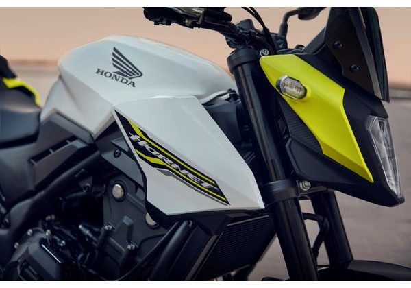 HONDA CB500 HORNET - BÍLÁ 2026 - CB500 HORNET - MOTORKY