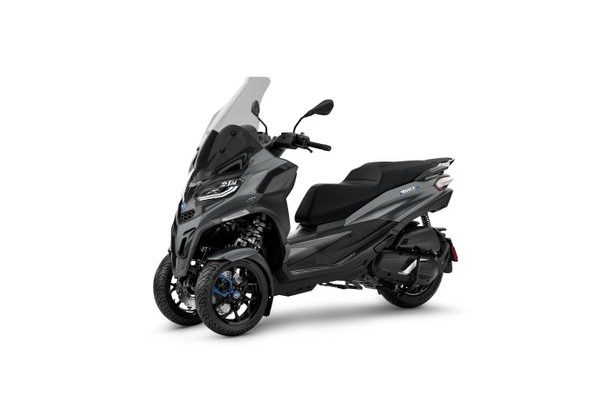 PIAGGIO MP3 400 HPE SPORT E5+ GRIGIO TITANIO MATT 2025 - MP3 - SKÚTRY