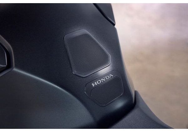 HONDA CB1000 HORNET SP - ČERNÁ 2025 - CB1000 HORNET - MOTORKY