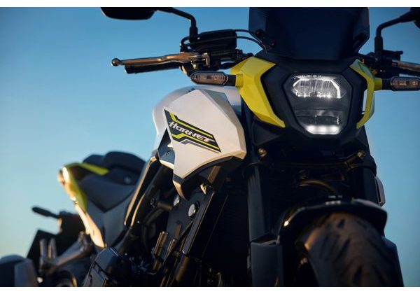 HONDA CB500 HORNET - BÍLÁ 2026 - CB500 HORNET - MOTORKY