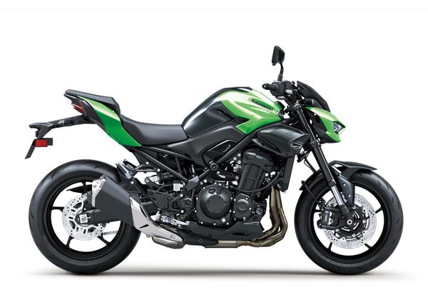 KAWASAKI Z900 - ZELENÁ 2026 - SUPERNAKED - MOTORKY