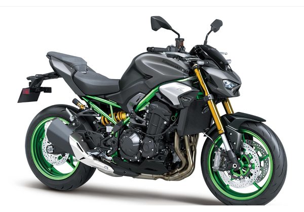 KAWASAKI Z900 SE - ŠEDÁ 2026 - MOTOCYKLY KAWASAKI - MOTORKY