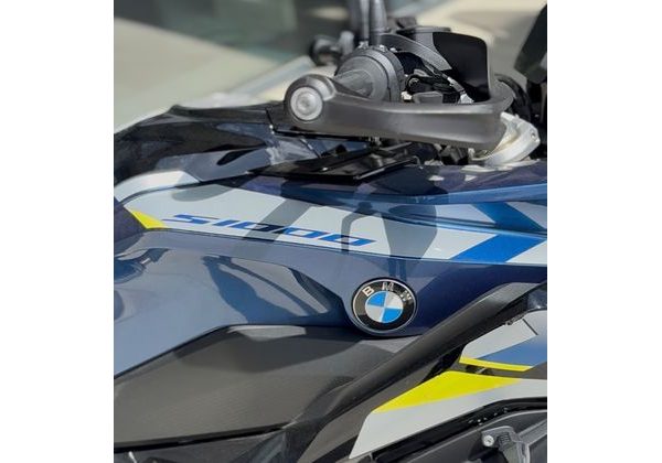BMW S 1000 XR (PŘEDVÁDĚCÍ MODEL 2025) - DEMO AKČNÍ MOTOCYKLY - MOTORKY