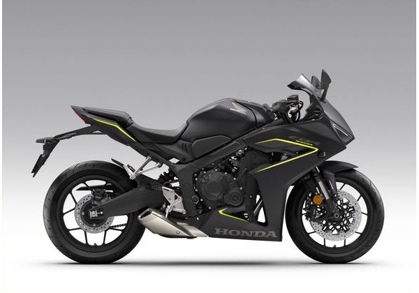 HONDA CBR650R S ELEKTRONICKOU SPOJKOU 35KW - ČERNÁ METALICKÁ 2026 - CBR650R - MOTORKY
